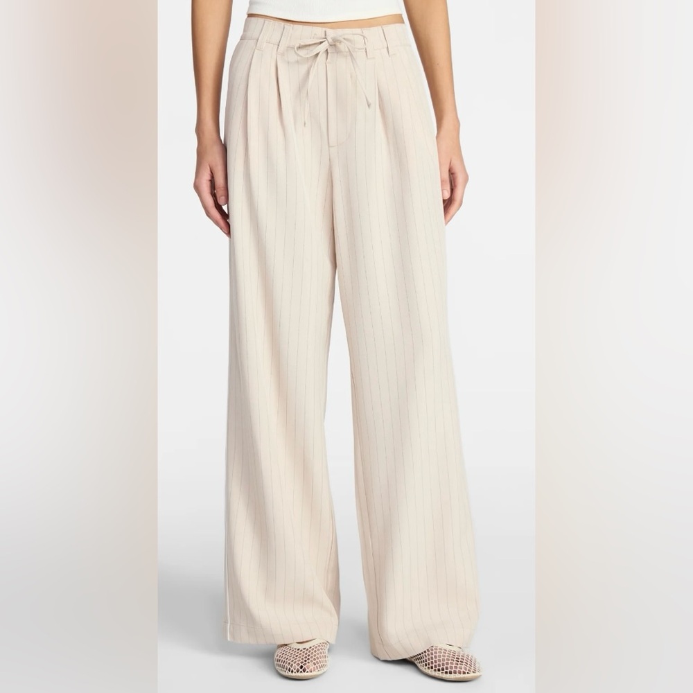 NWT Elegant Cream Wide-Leg PinStripe Trouser Pants - Picture 1 of 8
